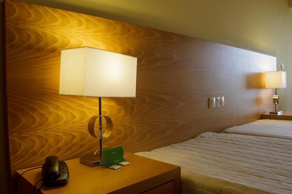 Inatel Oeiras Hotel ภายนอก รูปภาพ