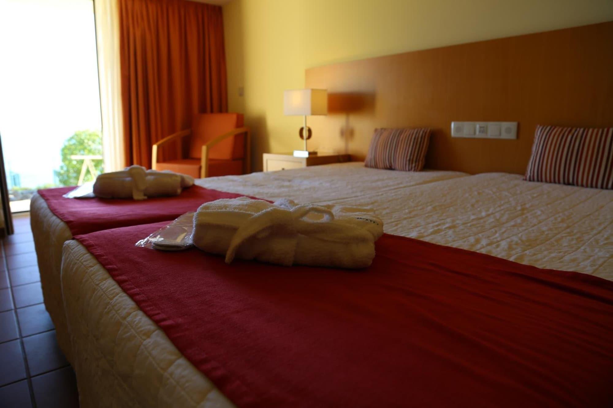 Inatel Oeiras Hotel ภายนอก รูปภาพ